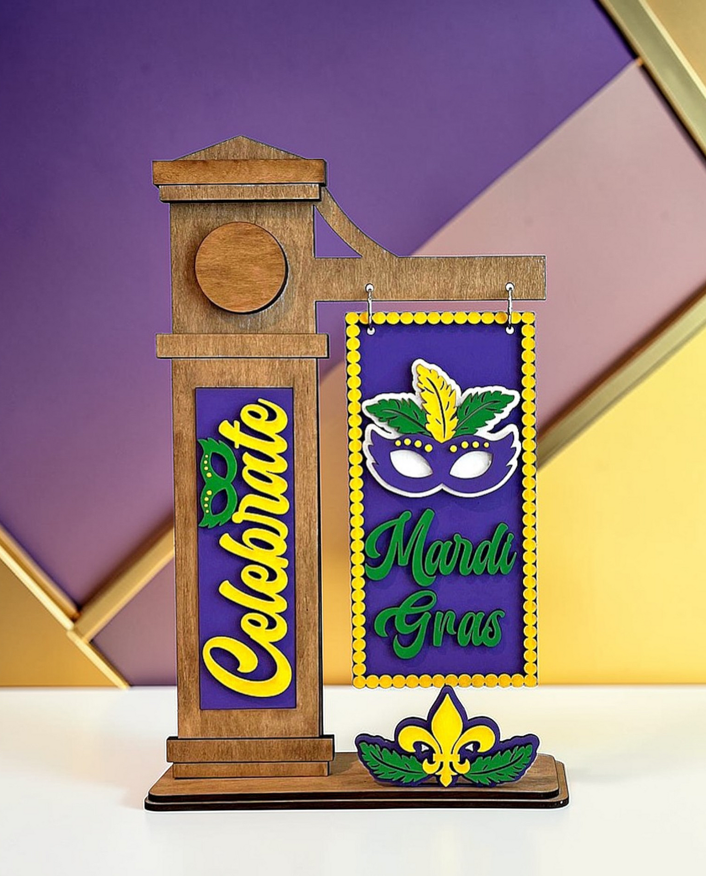 Interchangeable post attachments